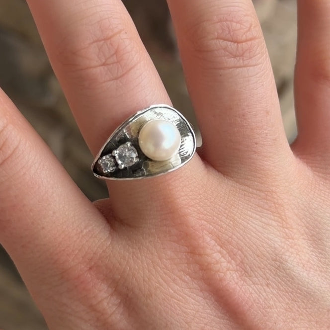 Class Act Ring