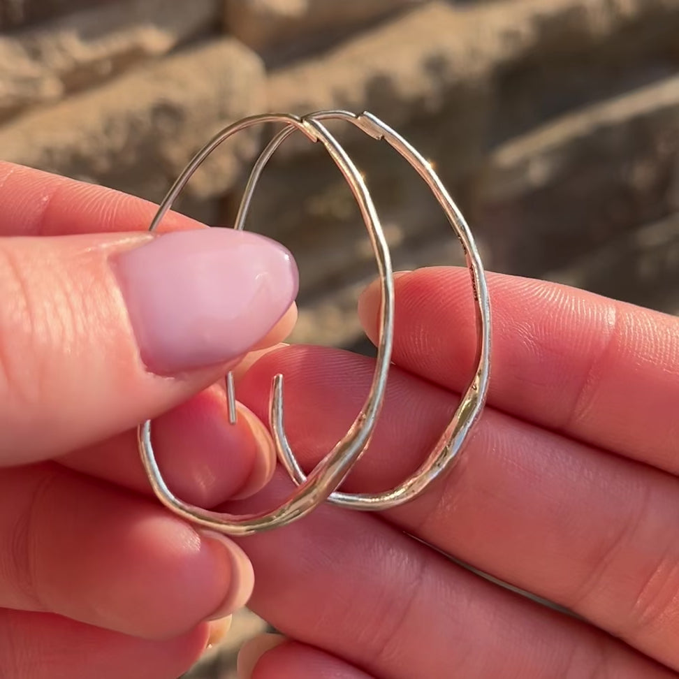 Go With the Flow Earrings