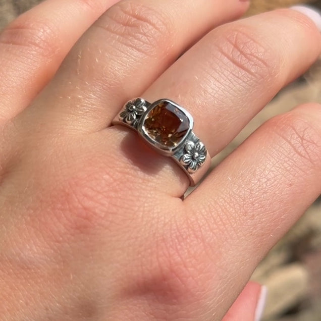 Honey Bloom Ring