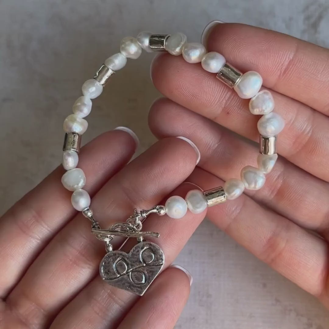 Poetic Pearl Bracelet