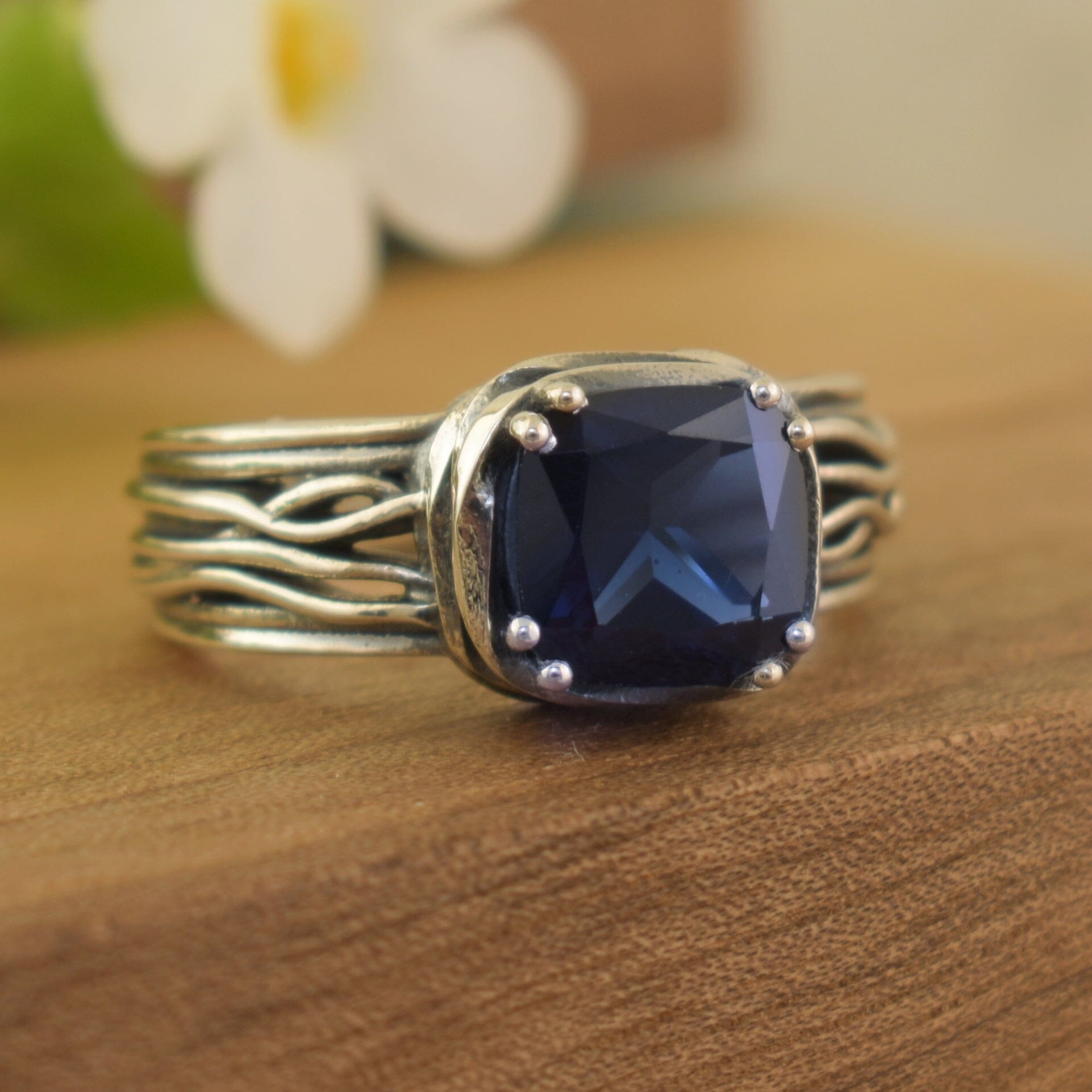 Sterling silver ring with a blue sapphire cz gemstone