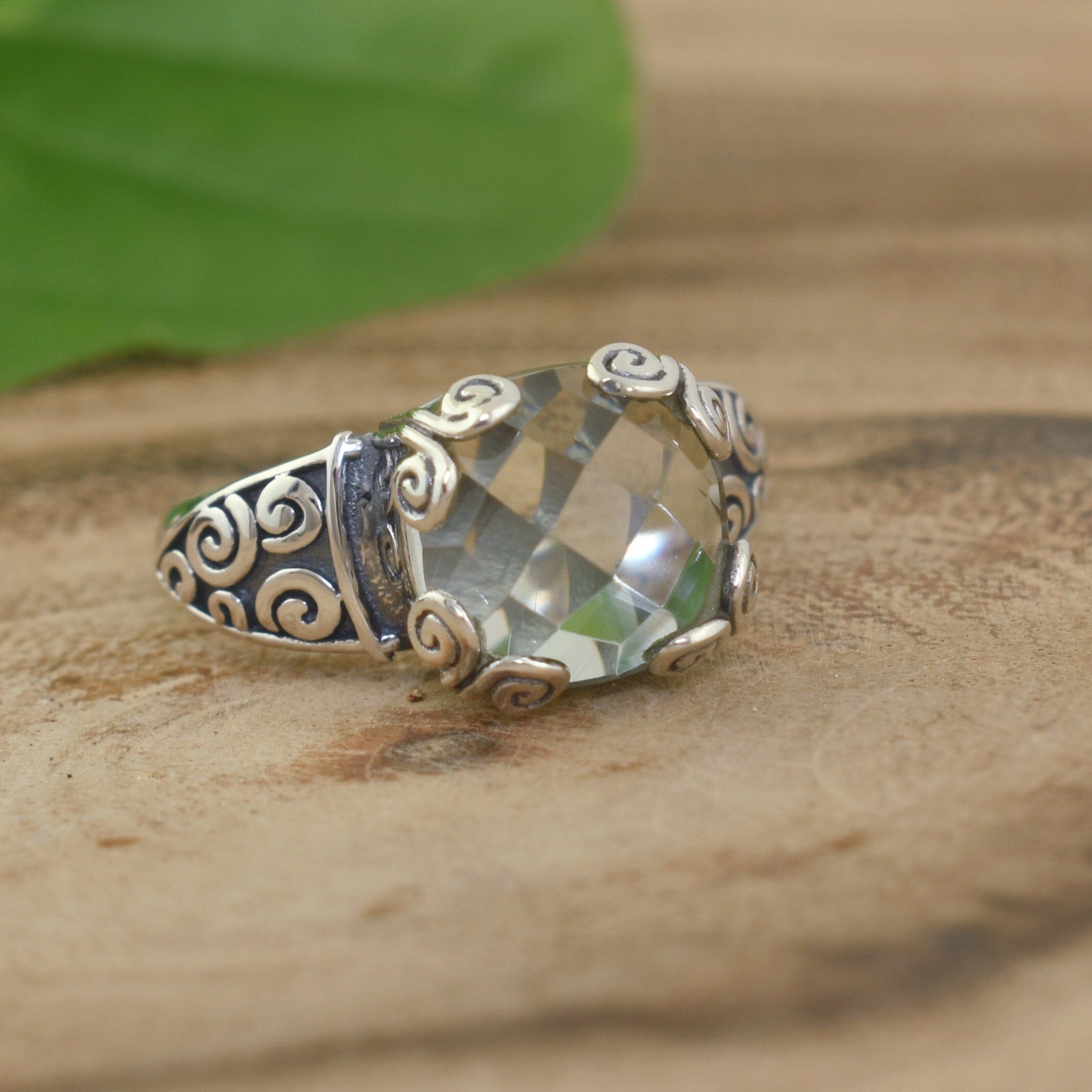 .925 sterling silver ring with genuine light green amethyst stone