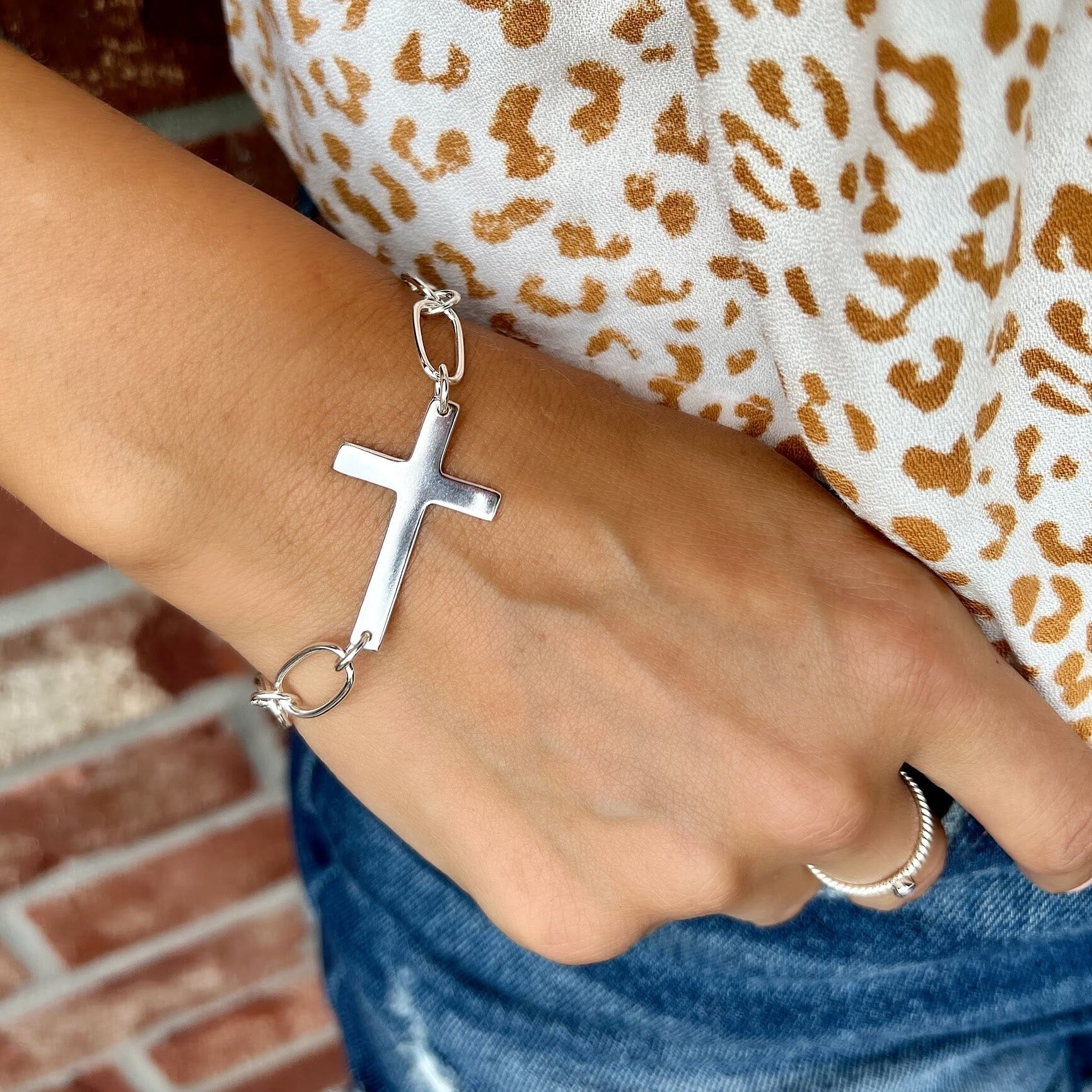 Dainty Cross Bracelet, Sterling Silver Bracelets for Women, Tiny Cross  Bracelet, Silver Cross Bracelet, Religion Bracelet, Religion Jewelry - Etsy  Sweden
