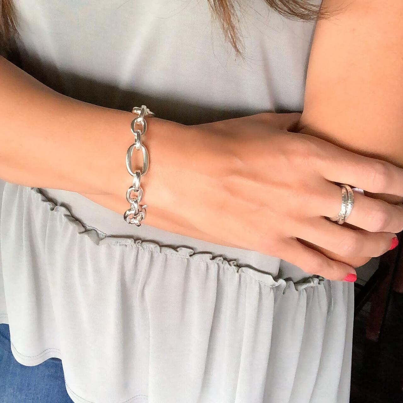 Linked-Up Bracelet with Linked Shine Ring