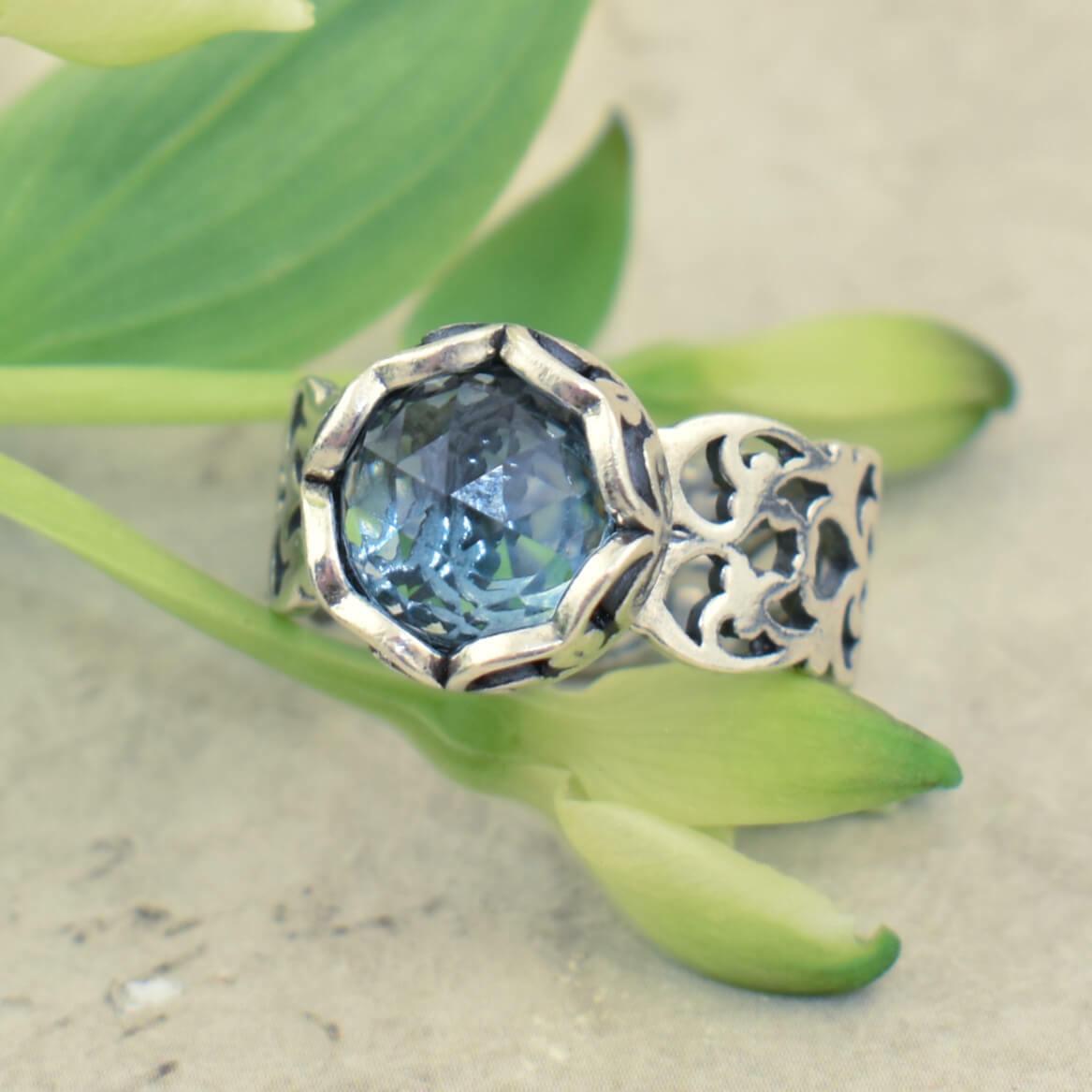 .925 sterling silver blue ring with glass stone