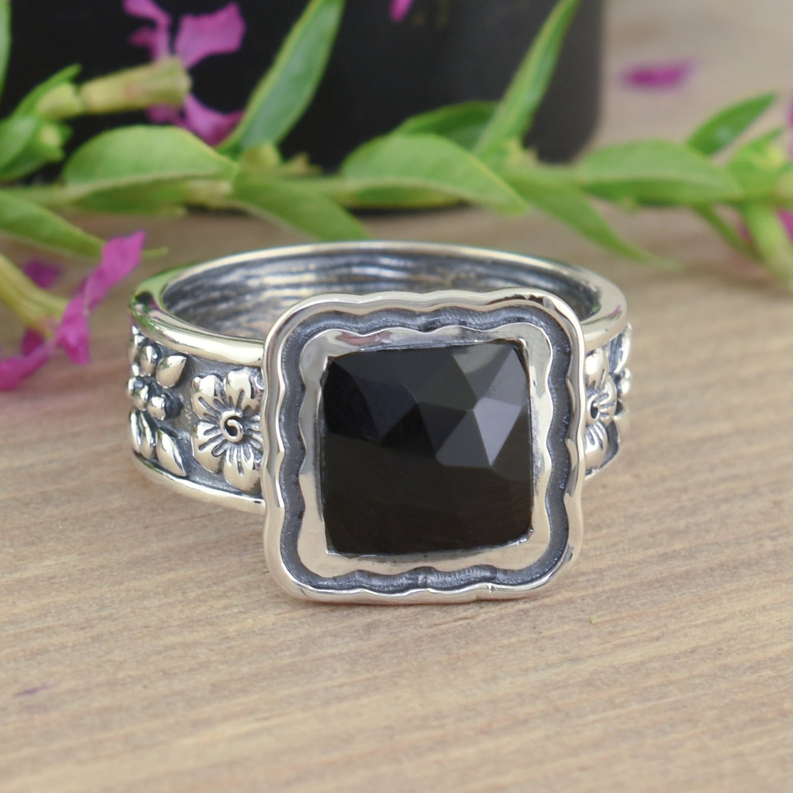 .925 sterling silver ring with square black onyx stone